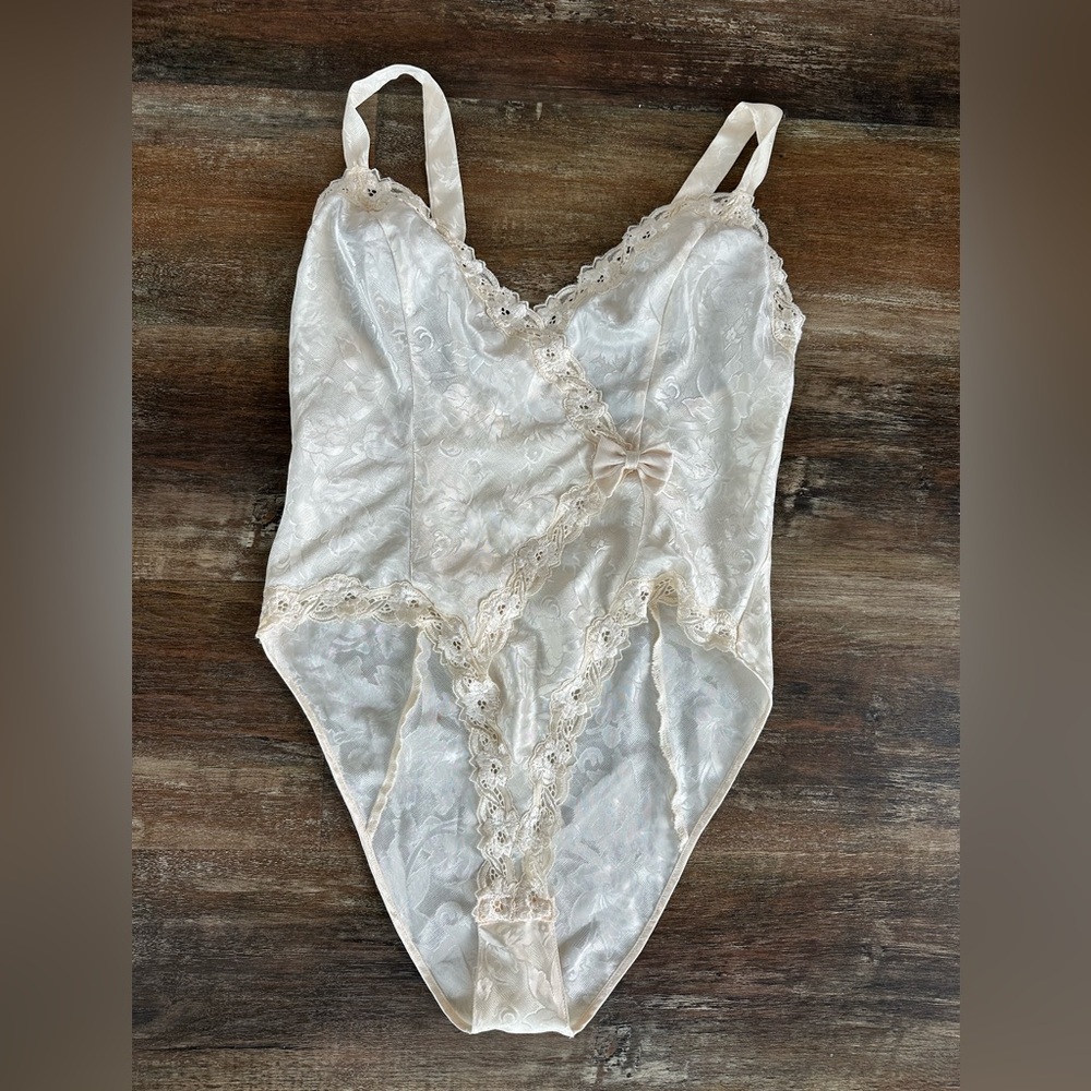 VTG Victoria's Secret Gold Label Bodysuit Women’s Sz Medium